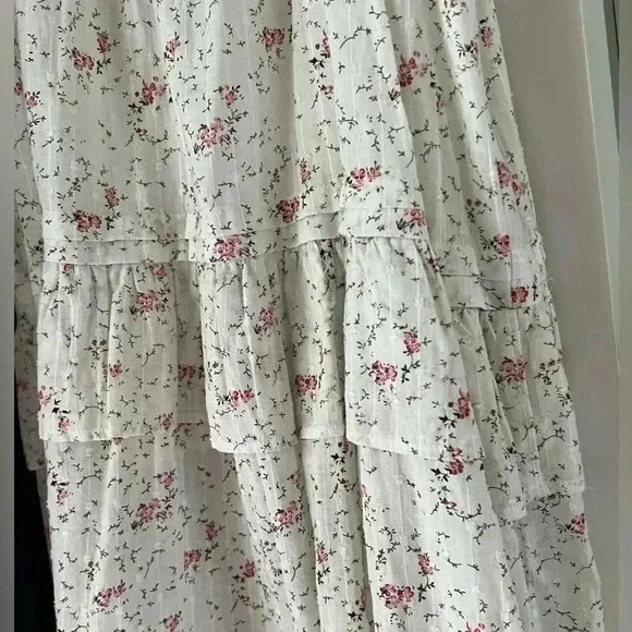 Vici Secret Garden Swiss dot floral Tiered button maxi M - Picture 5 of 5